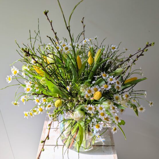 geel-wit tulpenboeket
