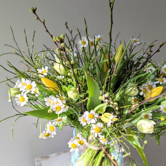 geel-wit tulpenboeket - Afbeelding 2