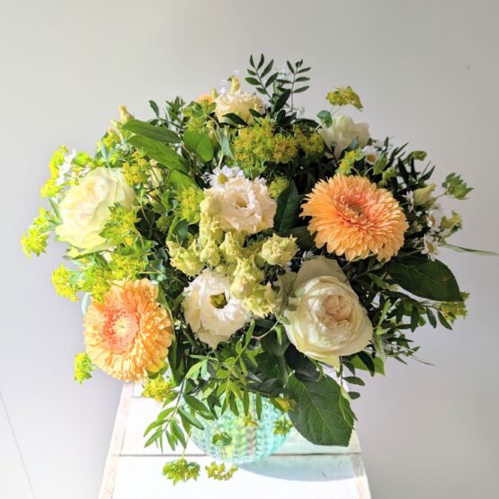 lichtgeel-oranje boeket
